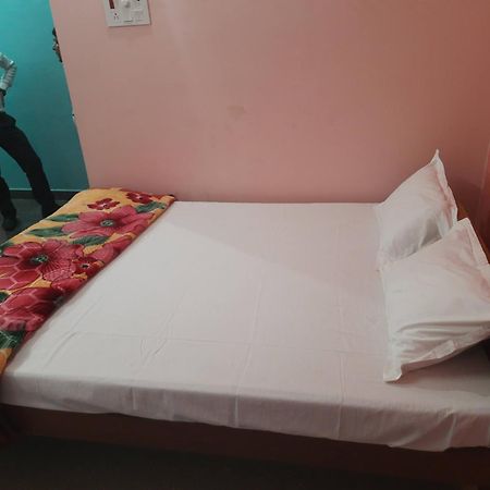 Lbh Hotel Gaya Luaran gambar